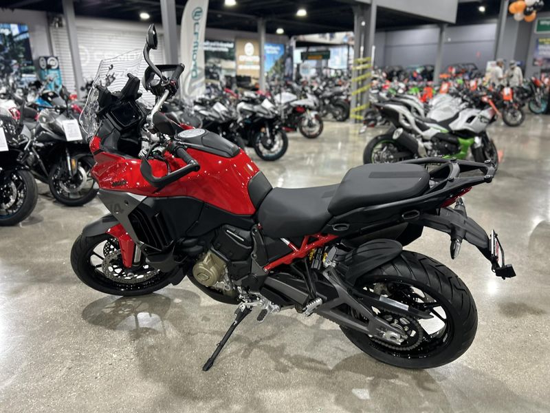 New 2025 Ducati MULTISTRADA V4 Image 20