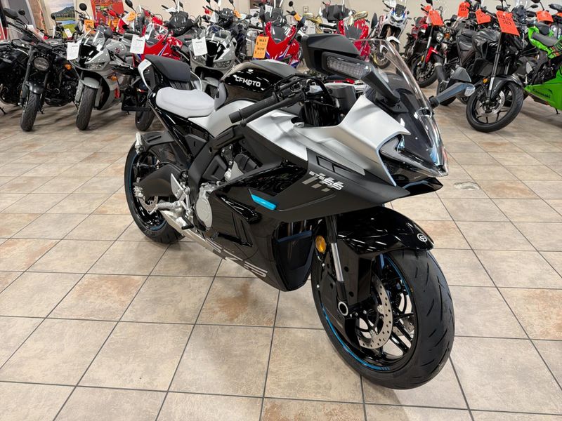 New 2026 CFMOTO 675SS Image 11