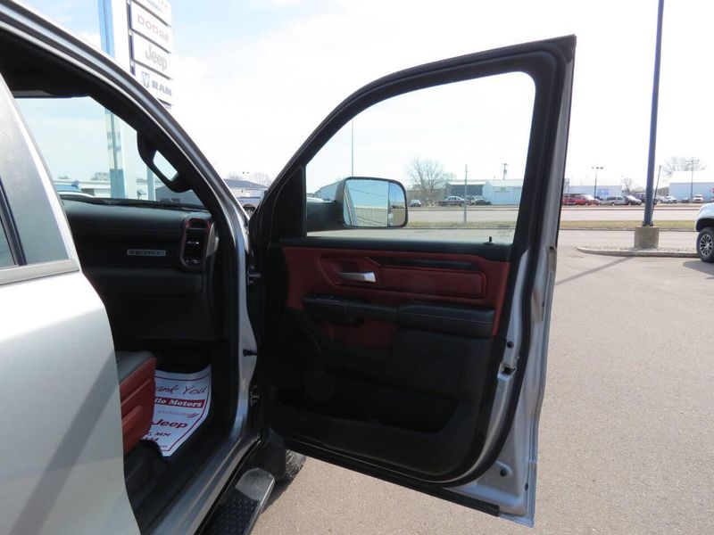 2020 RAM 1500 Rebel 4x4 4dr Crew Cab 5.6 ft. SB PickupImage 14