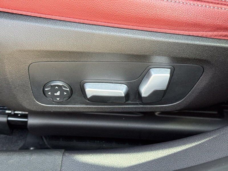 Used 2023 BMW 3 Series 330e iPerformanceImage 19