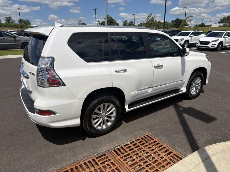 Used 2018 Lexus GX 460 PremiumImage 12