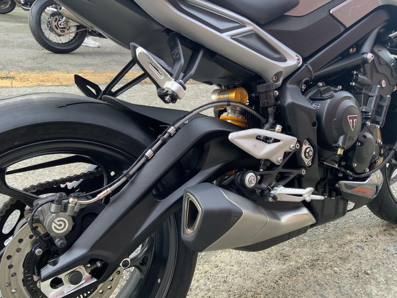 2025 Triumph STREET TRIPLE 765 RS 