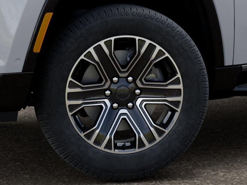 2026 Jeep Grand Wagoneer 4x4Image 8