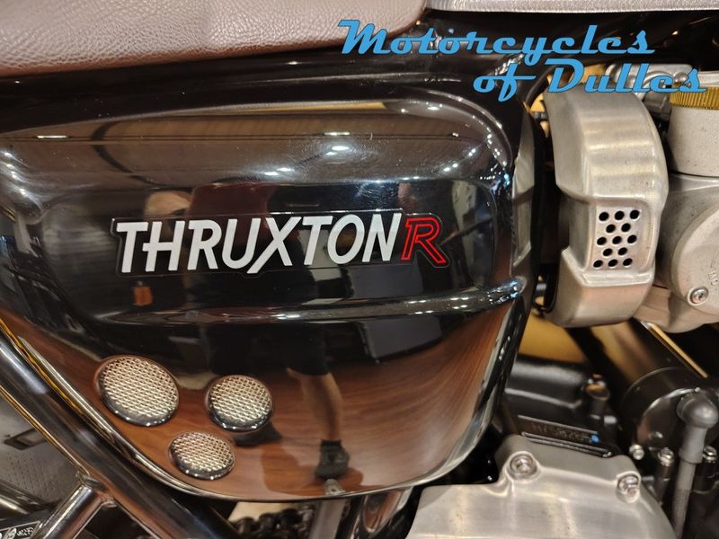 2016 Triumph ThruxtonImage 10