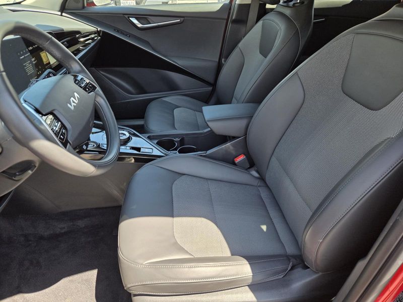 Used 2024 Kia Niro EV Wind
