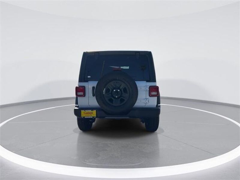 New 2026 Jeep Wrangler 4-door SportImage 7