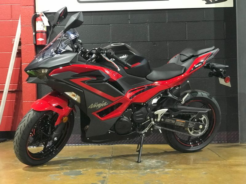 2025 Kawasaki NINJA 500 ABS Image 13