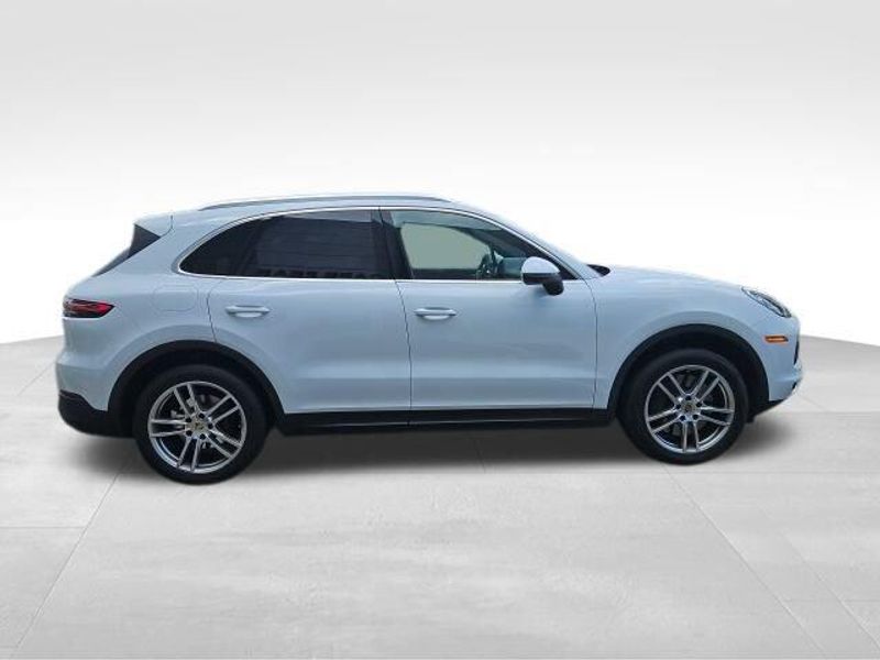 Used 2023 Porsche Cayenne Platinum Edition