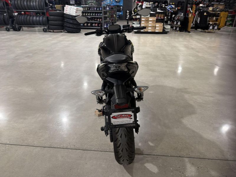 Used 2022 Kawasaki Z650  in a BLACK exterior color. Victorville Del Amo Motorsports 760-241-7387 delamomotorsportsofvictorville.com 