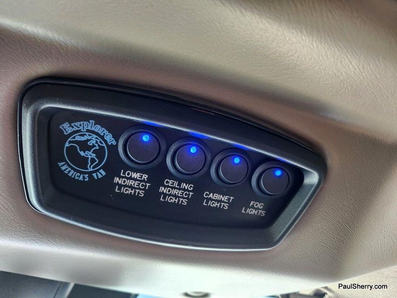 2023 Chevrolet Express Image 30