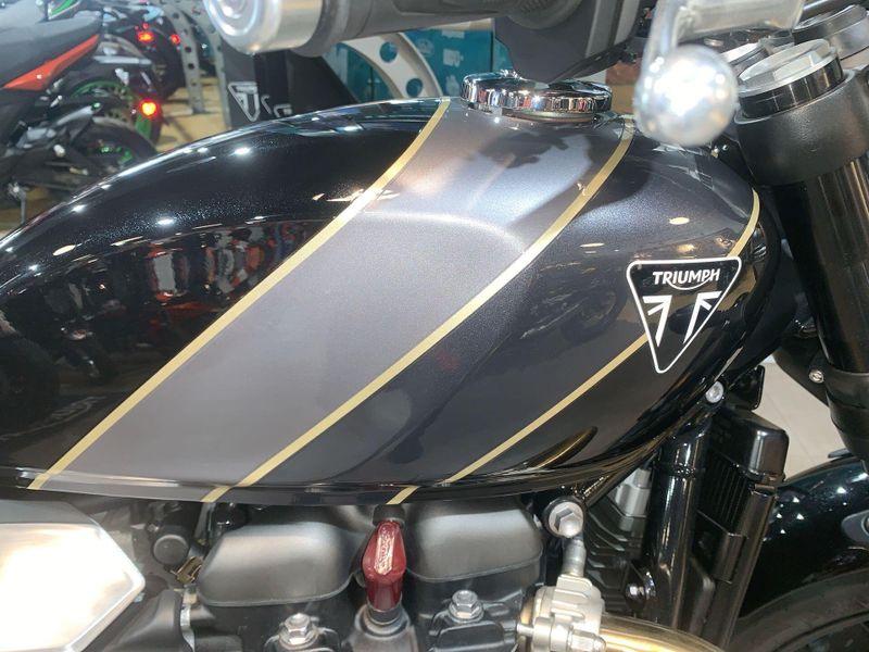 2025 Triumph SPEED TWIN 900 Image 13