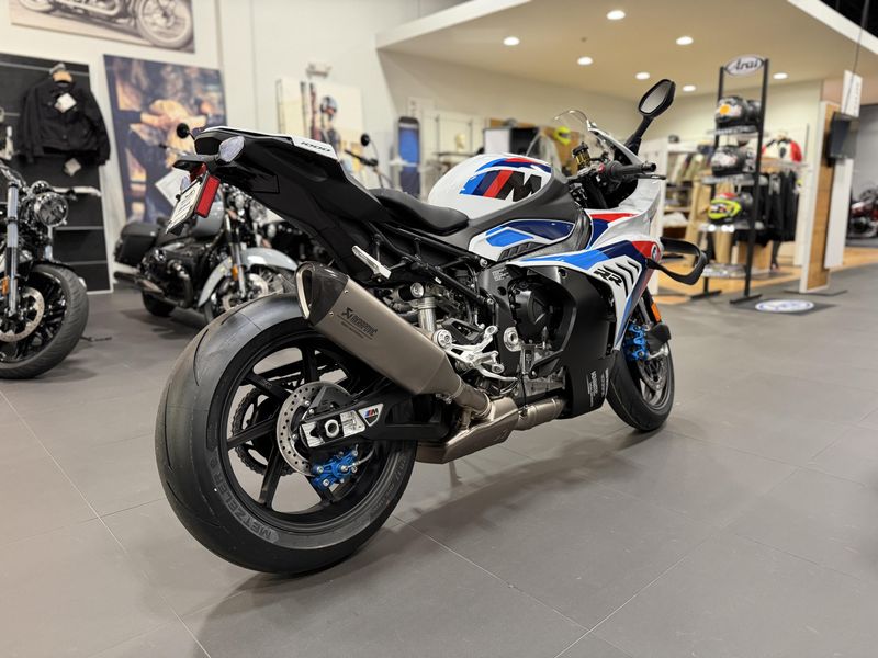 2026 BMW M 1000 RRImage 9