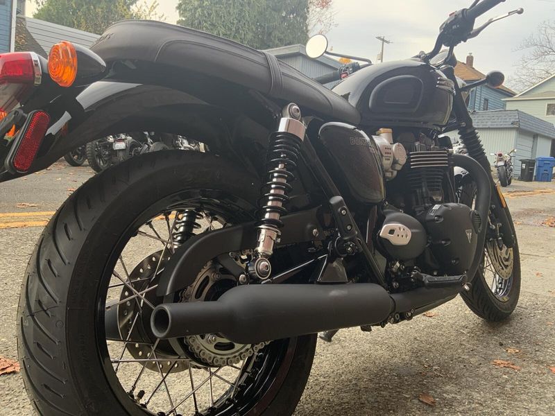 2026 Triumph BONNEVILLE T120 BLACK