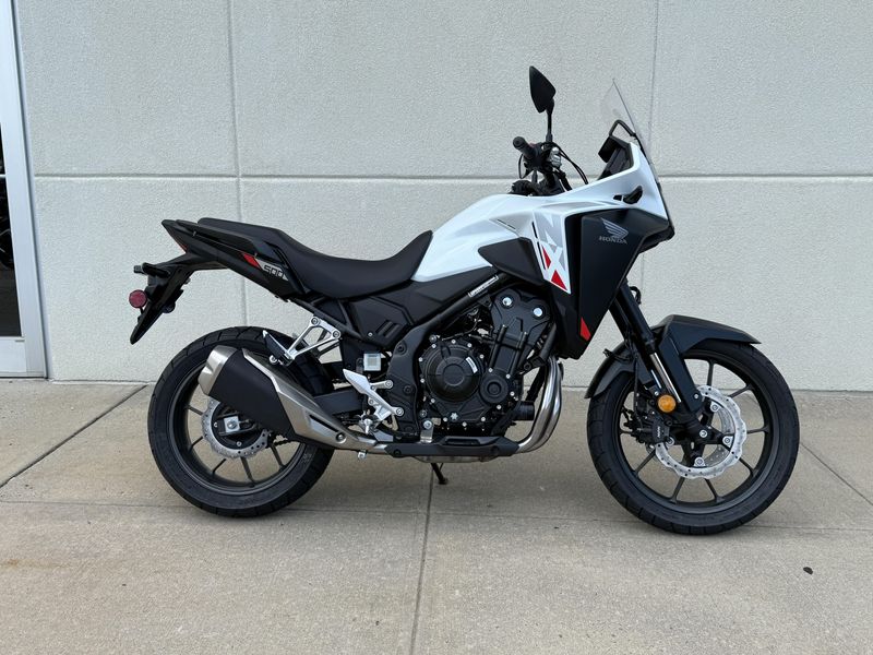 2025 Honda NX500Image 2