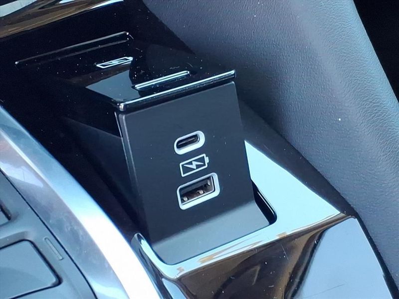 Used 2025 Acura MDX Technology PackageImage 25