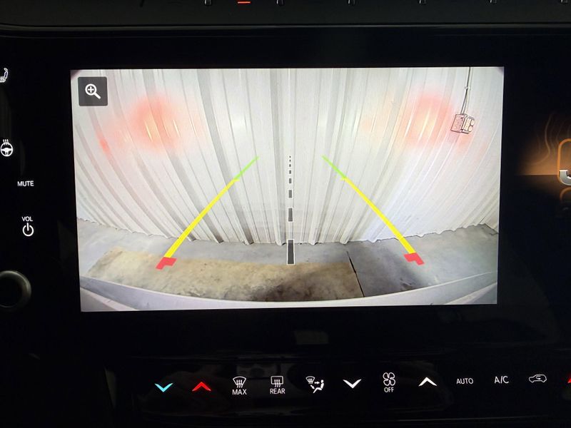 New 2026 Jeep Grand Cherokee Limited 4x4Image 16