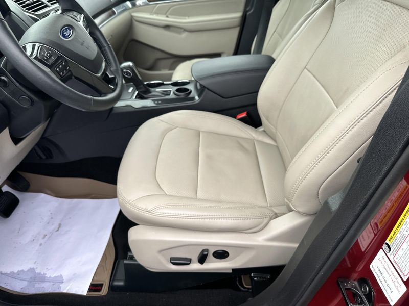 Used 2019 Ford Explorer LimitedImage 20