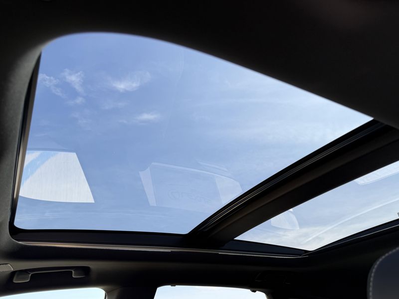 New 2026 Lexus RX 450h+ LuxuryImage 20