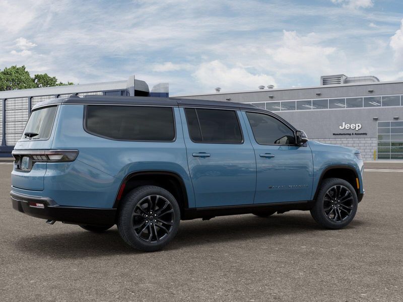 2026 Jeep Grand Wagoneer L Summit Obsidian 4x4