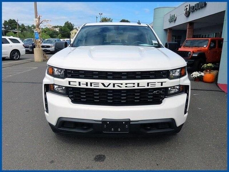 2021 Chevrolet Silverado 1500 Custom photo 3