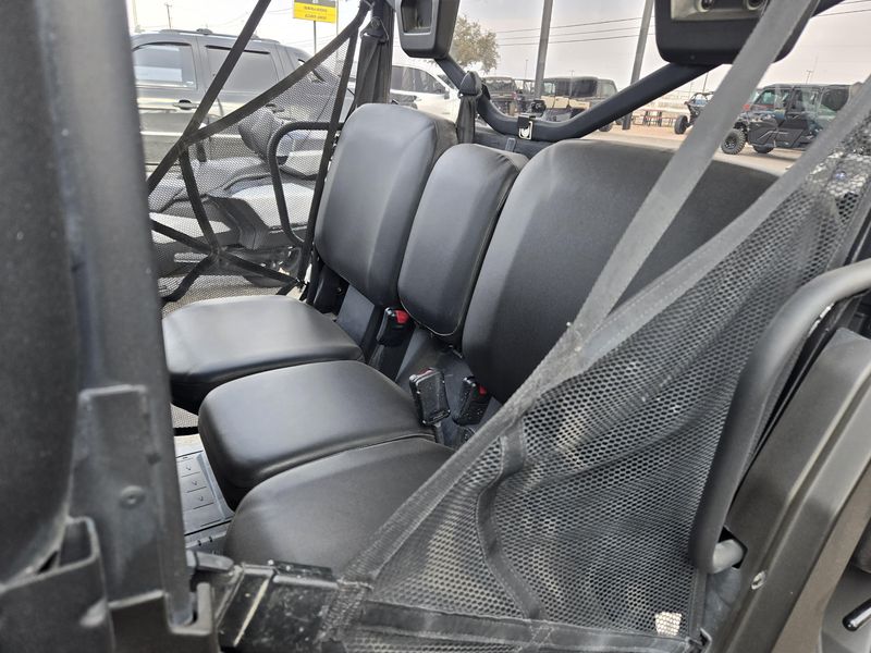 USED 2023 CAN-AM SSV DEF MAX DPS 62 HD9 BK 23 DPS HD9 Image 14