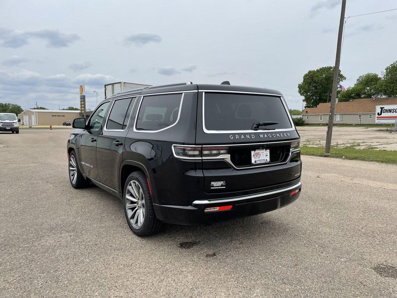2022 Grand Wagoneer Series II 4x4Image 6