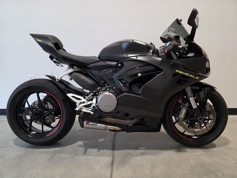 Used 2024 Ducati Panigale V2 