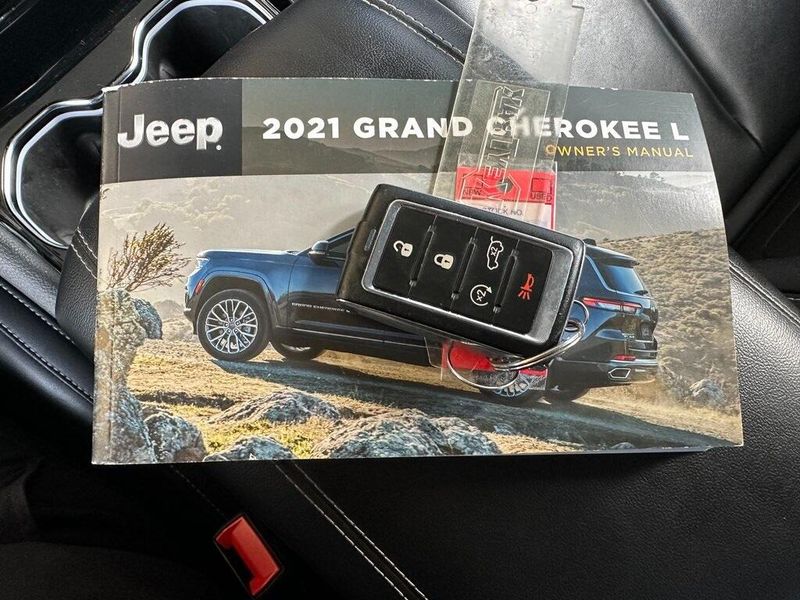 2021 Jeep Grand Cherokee L LimitedImage 9