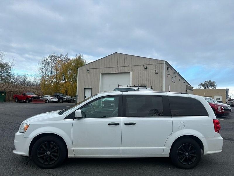 2019 Dodge Grand Caravan SXTImage 10