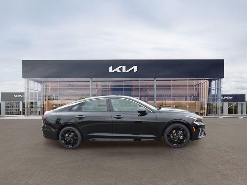 New 2026 Kia K5 GT-LineImage 2