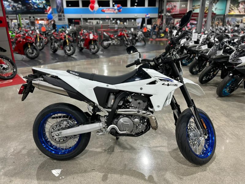 New 2025 Suzuki DR-Z4SM Image 9