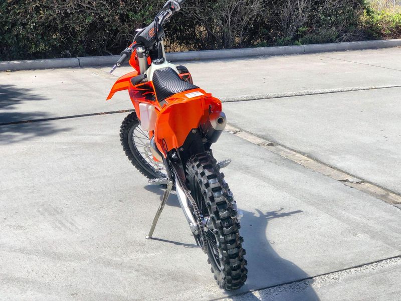 New 2027 KTM 250 XC Image 16
