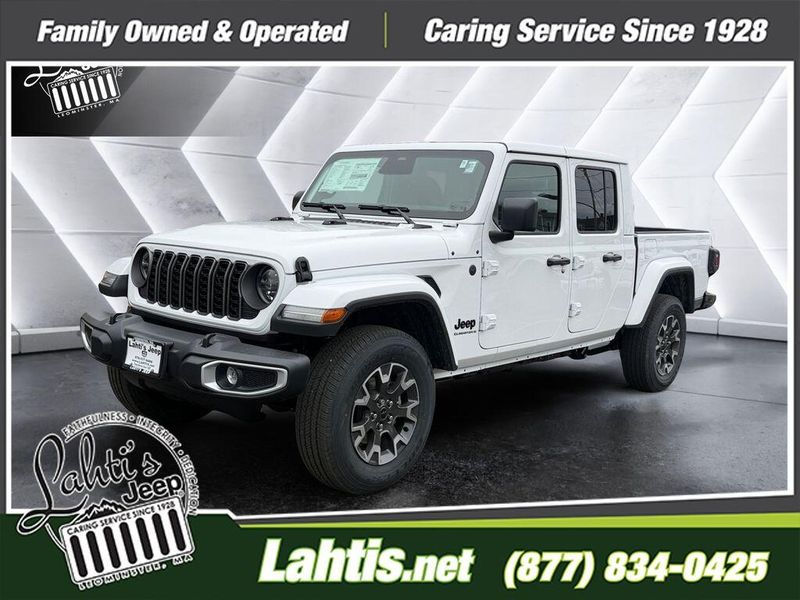 New 2026 Jeep Gladiator Sahara 4x4