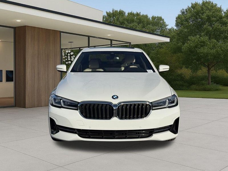 Used 2023 BMW 5 Series 530e iPerformanceImage 4