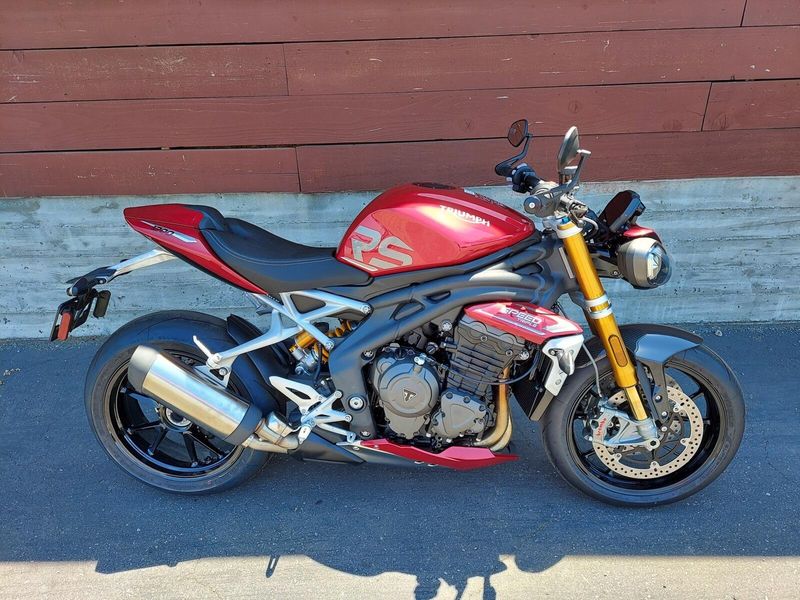 2024 Triumph SPEED TRIPLE RS 
