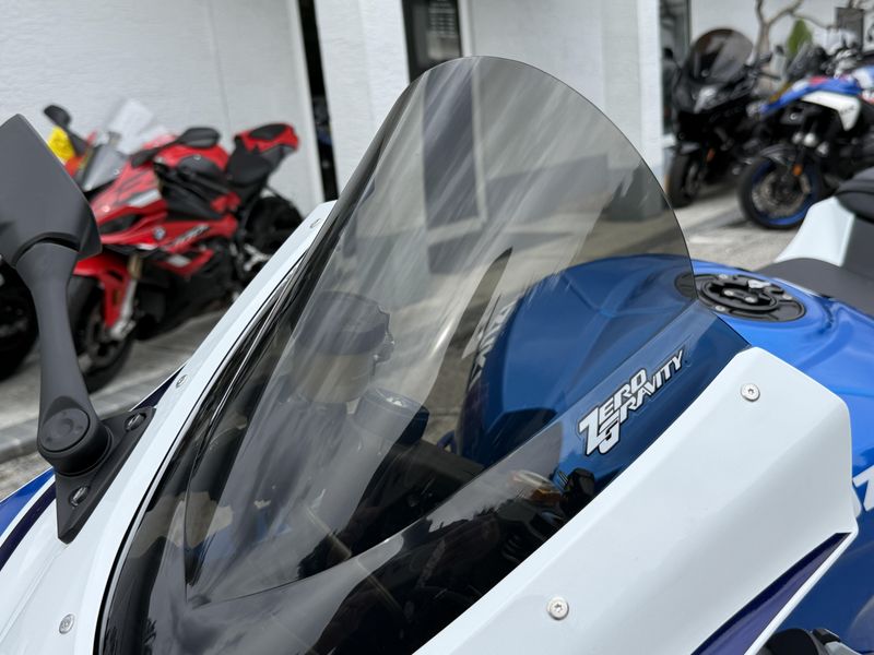 2025 Suzuki GSX-R1000RZ