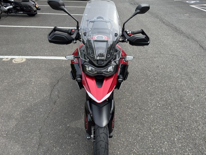 2025 Triumph Tiger 900 GT Pro - CARNIVAL RED - SAPPHIRE BLACK 
