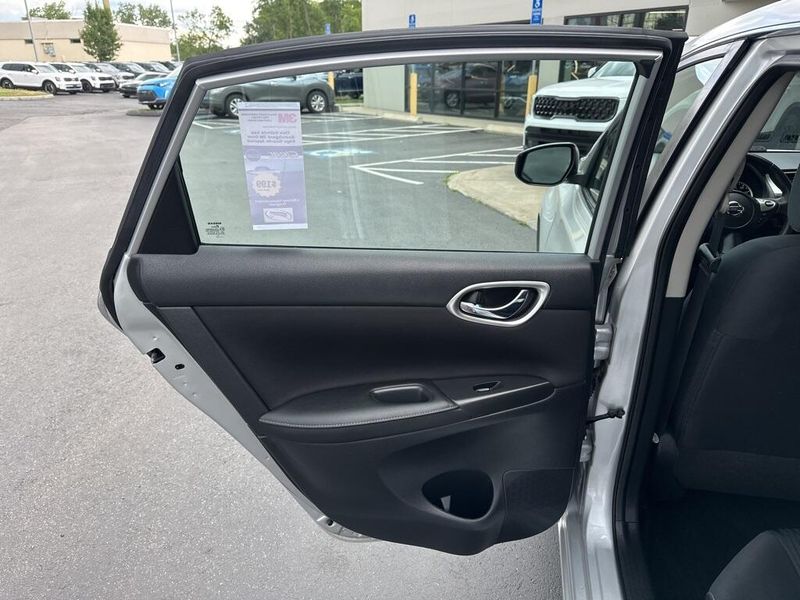 2018 Nissan Sentra SVImage 20
