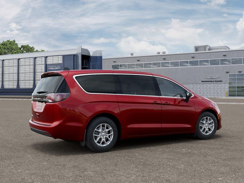 New 2026 Chrysler Voyager LxImage 19