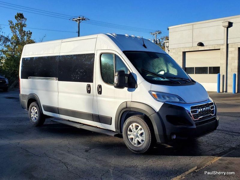 2024 RAM ProMaster 2500 Window Van Image 13