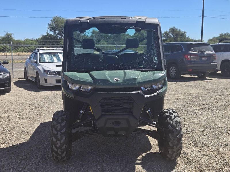 New 2026 Can-Am DEFENDER DPS CAB HD10 