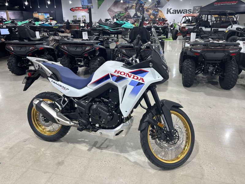 New 2026 Honda TRANSALP E-CLUTCH Image 20