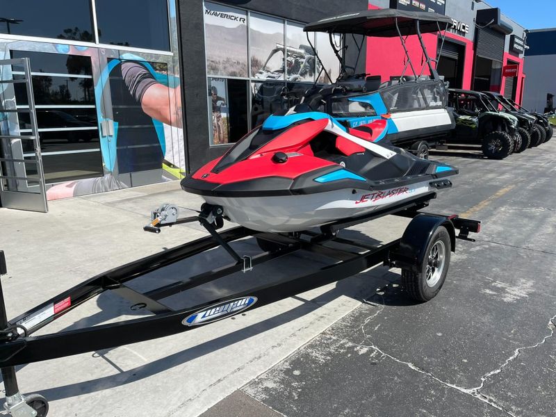 New 2025 Yamaha JETBLASTER DLX (2UP) Image 38