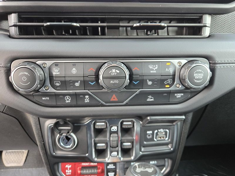 New 2026 Jeep Wrangler 4-door Rubicon