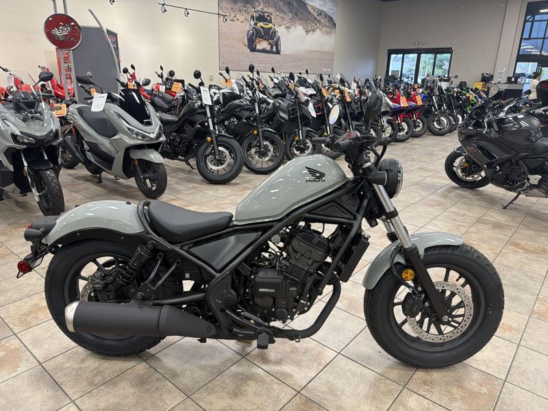 New 2026 Honda REBEL 300 E-CLUTCH Image 10