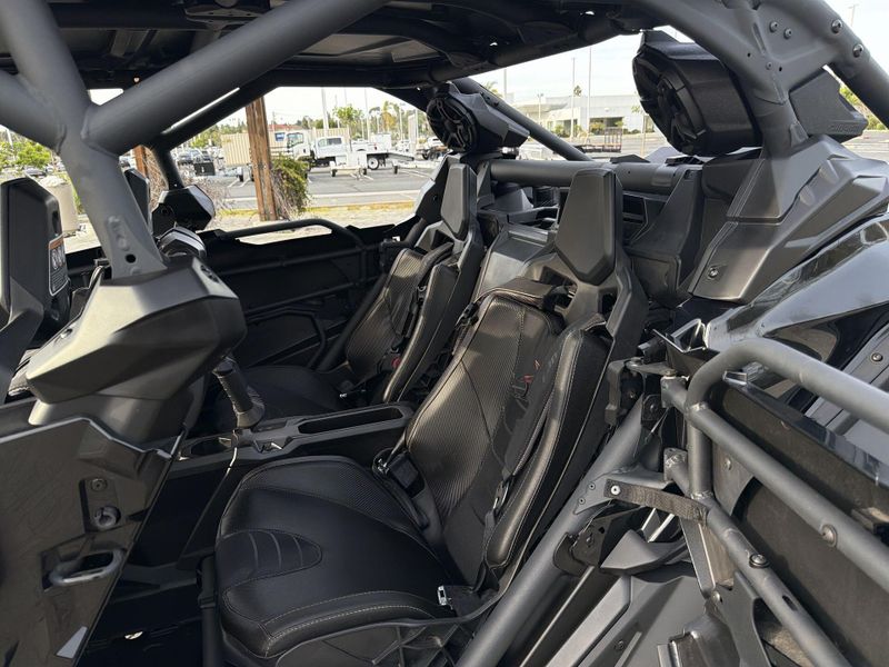 New 2025 Can-Am MAVERICK X3 MAX X RS TURBO RR SMART-SHOX Image 26