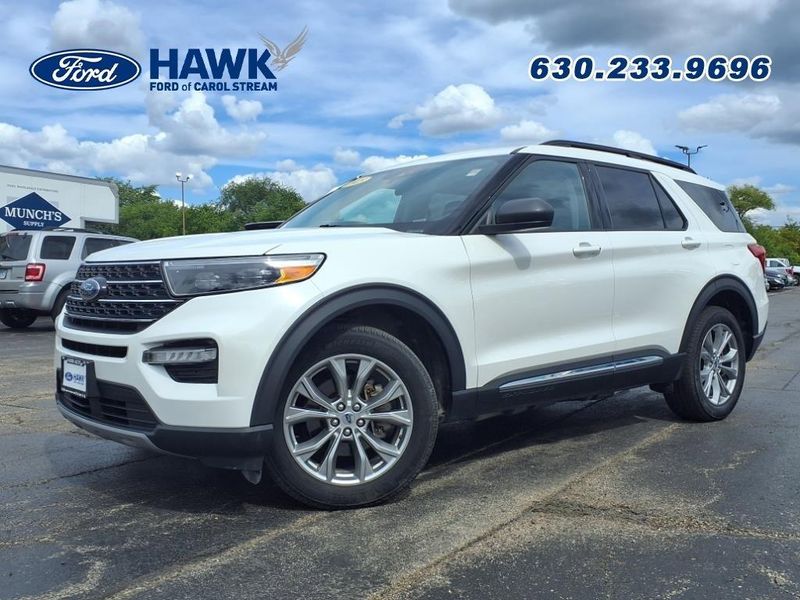 2023 Ford Explorer XLT photo 2