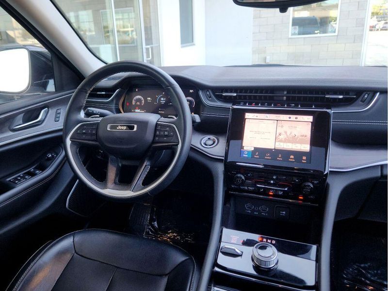 Used 2022 Jeep Grand Cherokee Limited