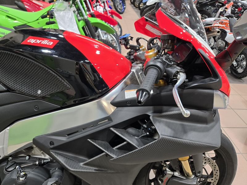 USED 2024 APRILIA RSV4 1100 Image 10