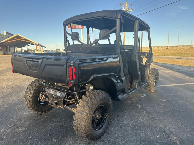 2025 Can-Am DEFENDER MAX LONE STAR HD10 STEALTH BLACKImage 6